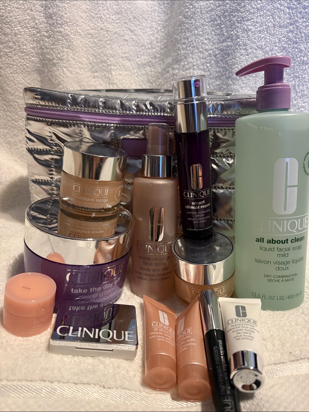 Clinique NWT Skincare Set Includes moisture cleanser serum and more.